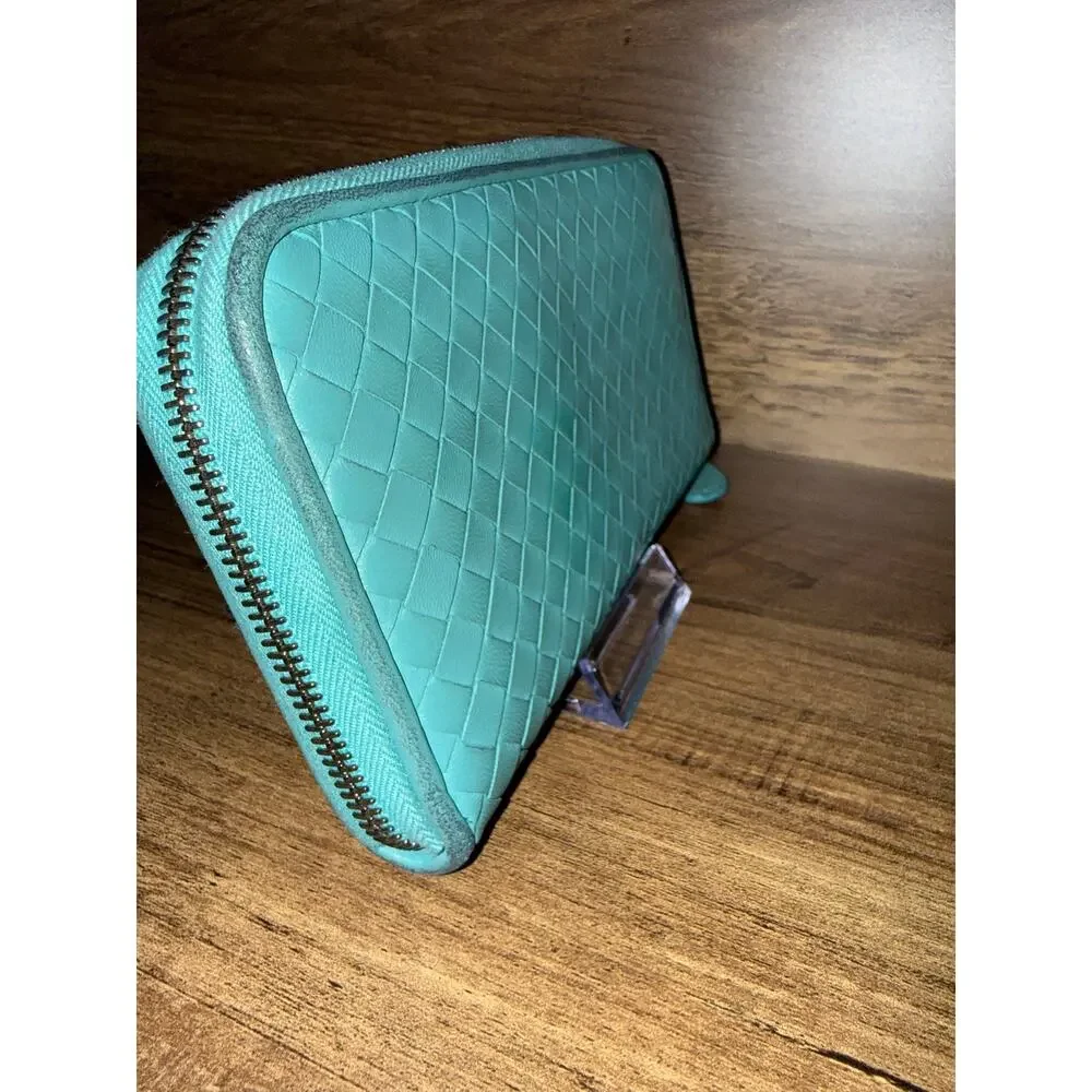 Bottega Veneta Intrecciato Zip-Around Wallet in Turquoise Leather with coa